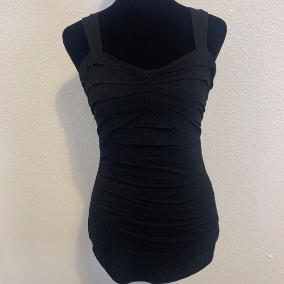 White House Black Market Tops - White House Black Market Unseamed Cut Ruffle Tank Top Women's Size XXS